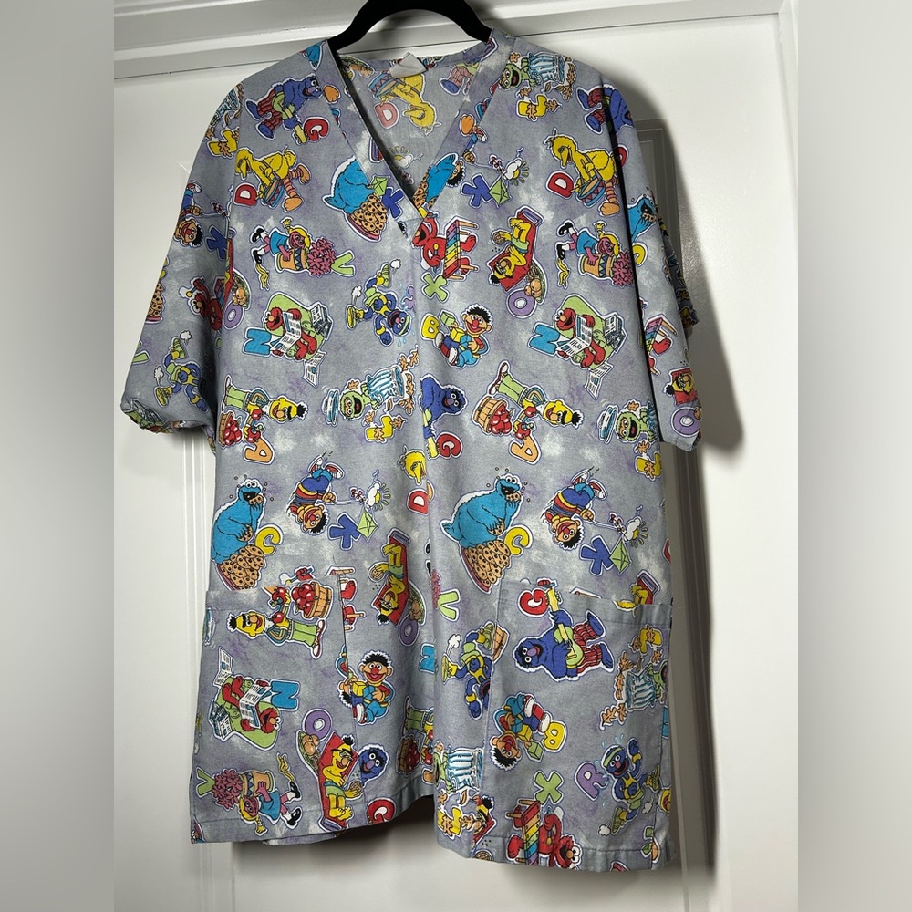 Sesame Street Alphabet Scrub Shirt‎
